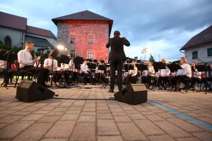 POLETNI VEČER 03 FOTO LJUBO VUKELIČ